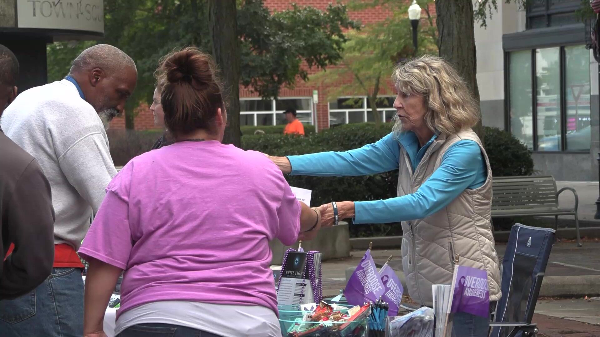 Community gathers in Lima for overdose awareness event